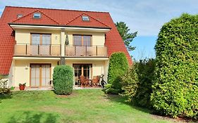 Ferienwohnung Gartentraum mit tollem Rasengarten